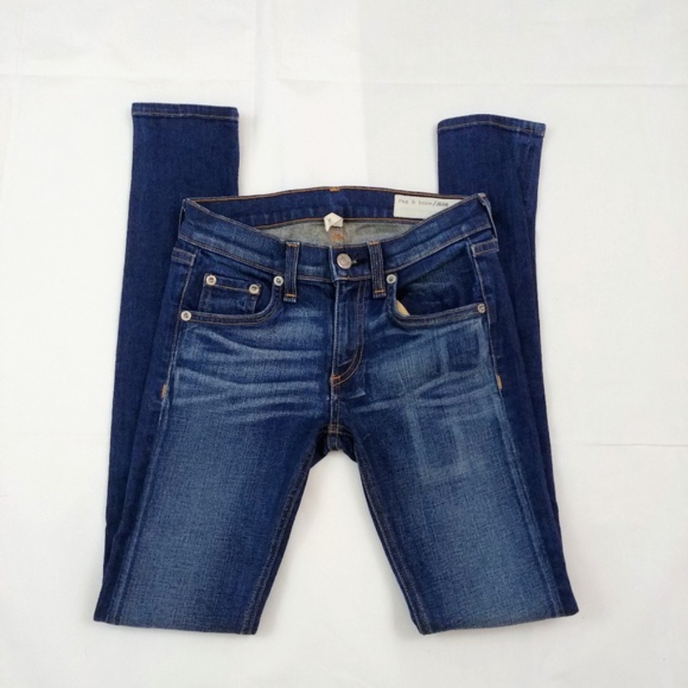 Rag & Bone Skinny Jeans. Excellent Condition. 24